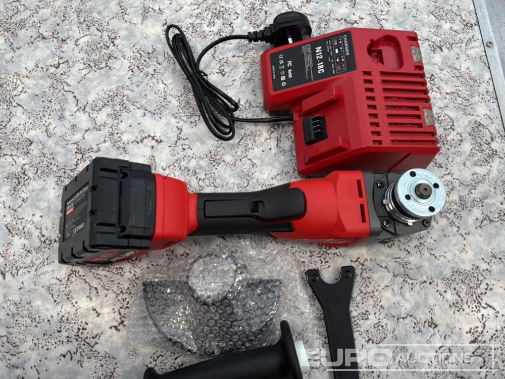 Unused Milwaukee M18 - Garaj ekipman: fotoğraf 4 Unused Milwaukee M18 - Garaj ekipman: fotoğraf 4
