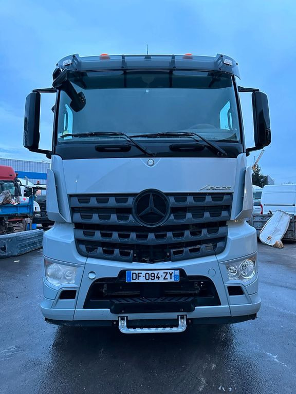 Mercedes-Benz Arocs 1843 - Çekici: fotoğraf 3 Mercedes-Benz Arocs 1843 - Çekici: fotoğraf 3