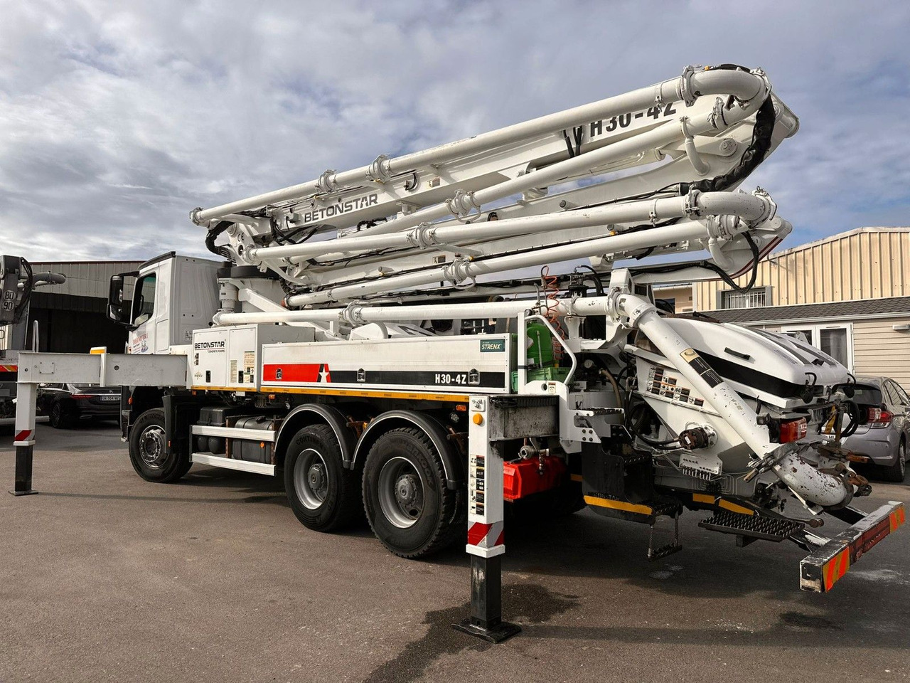 Mercedes-Benz Arocs 2640 - Mobil beton pompası: fotoğraf 5 Mercedes-Benz Arocs 2640 - Mobil beton pompası: fotoğraf 5