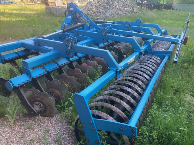 Agroland Kurzscheibenegge Heavy 4,50m - Disk tırmığı: fotoğraf 1 Agroland Kurzscheibenegge Heavy 4,50m - Disk tırmığı: fotoğraf 1