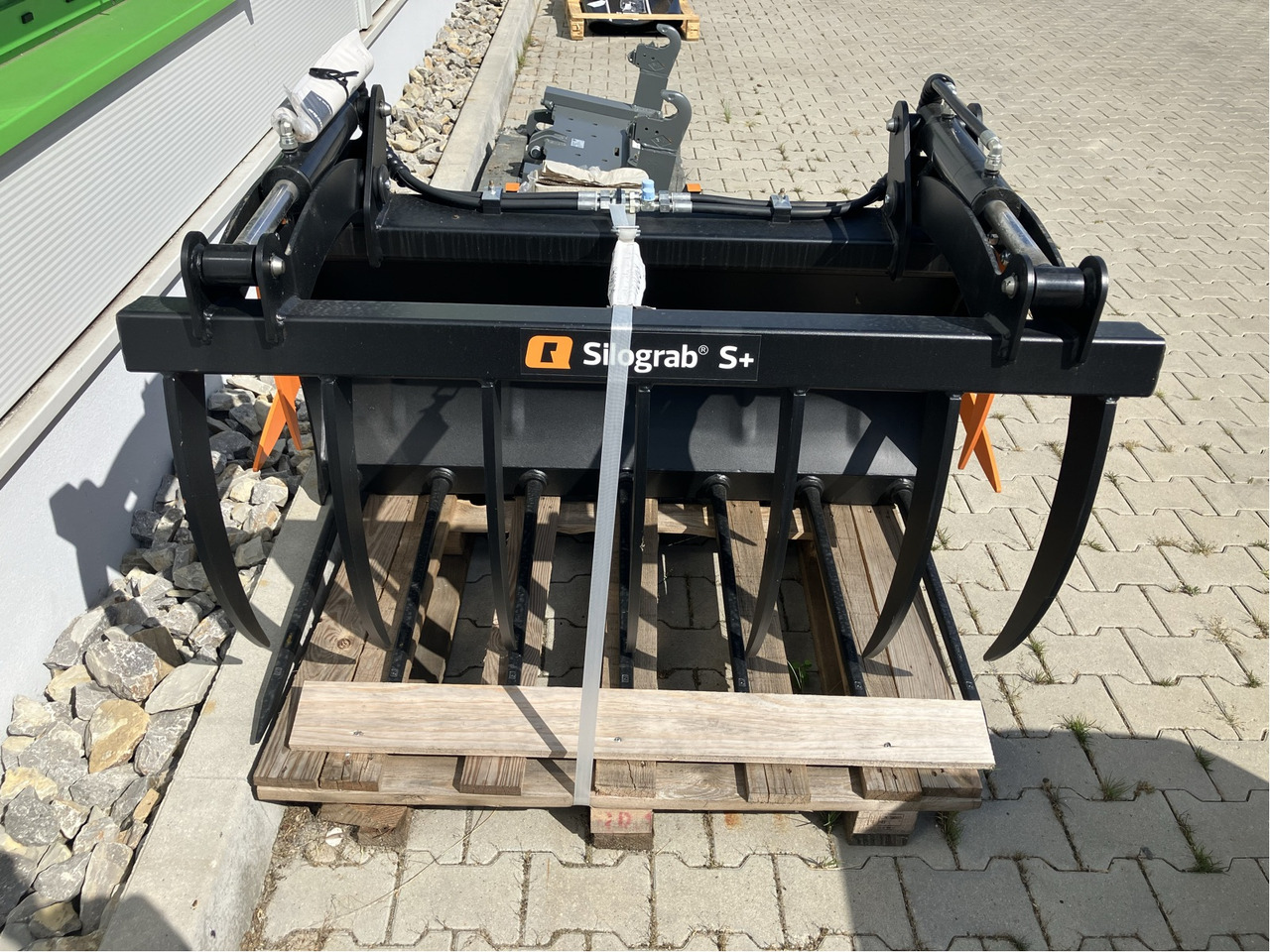 Alö SILOGRAB S 130 BOH M16 S/L - Traktör ön yükleyici: fotoğraf 1 Alö SILOGRAB S 130 BOH M16 S/L - Traktör ön yükleyici: fotoğraf 1