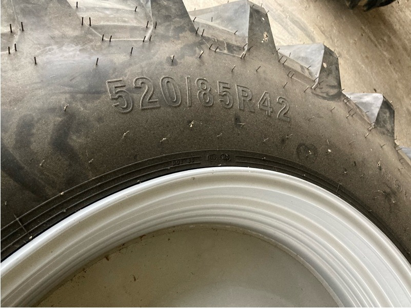 Amazone Komplettrad 520/85R42 2x - Ilaçlama makinesi: fotoğraf 4 Amazone Komplettrad 520/85R42 2x - Ilaçlama makinesi: fotoğraf 4