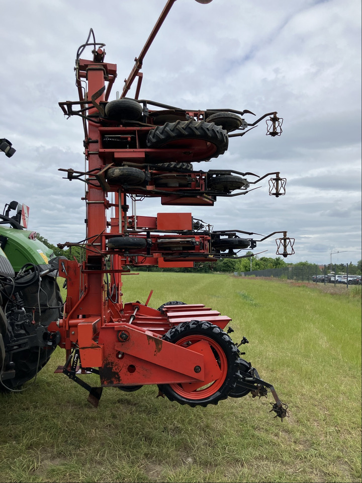 Becker Rübendrille 12 Reihen - Ekim makinesi: fotoğraf 4 Becker Rübendrille 12 Reihen - Ekim makinesi: fotoğraf 4