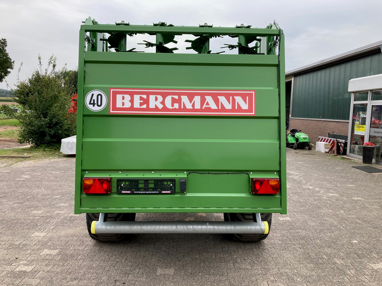 Bergmann Dungstreuer M 1080 SW - Gübre serpme makinesi: fotoğraf 5 Bergmann Dungstreuer M 1080 SW - Gübre serpme makinesi: fotoğraf 5