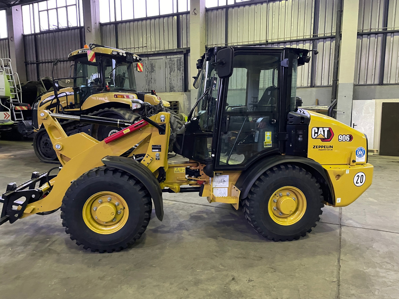 Caterpillar 906 - Tekerlekli yükleyici: fotoğraf 1 Caterpillar 906 - Tekerlekli yükleyici: fotoğraf 1