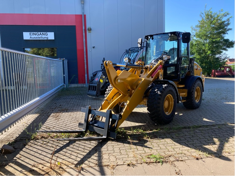 Caterpillar 908 HL - Tekerlekli yükleyici: fotoğraf 2 Caterpillar 908 HL - Tekerlekli yükleyici: fotoğraf 2