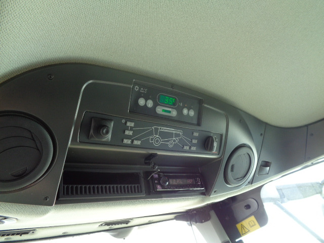 Claas Lexion 7700 TT - Biçerdöver: fotoğraf 2 Claas Lexion 7700 TT - Biçerdöver: fotoğraf 2