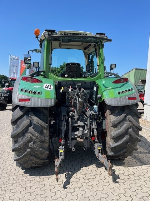 Fendt 718 V S4 - Traktör: fotoğraf 3 Fendt 718 V S4 - Traktör: fotoğraf 3