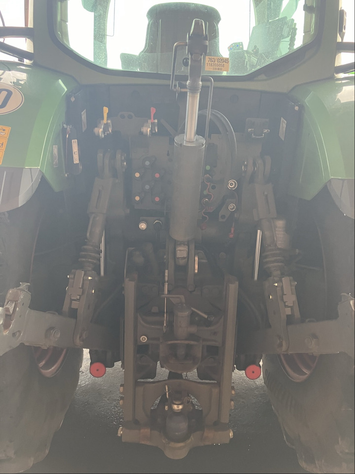 Fendt 720 Vario Gen6 Profi Setting2 - Traktör: fotoğraf 2 Fendt 720 Vario Gen6 Profi Setting2 - Traktör: fotoğraf 2