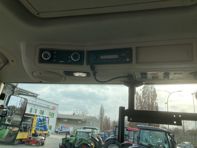 Fendt 720 Vario S4 Profi - Traktör: fotoğraf 3 Fendt 720 Vario S4 Profi - Traktör: fotoğraf 3