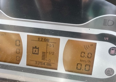 Fendt 720 Vario S4 Profi - Traktör: fotoğraf 2 Fendt 720 Vario S4 Profi - Traktör: fotoğraf 2