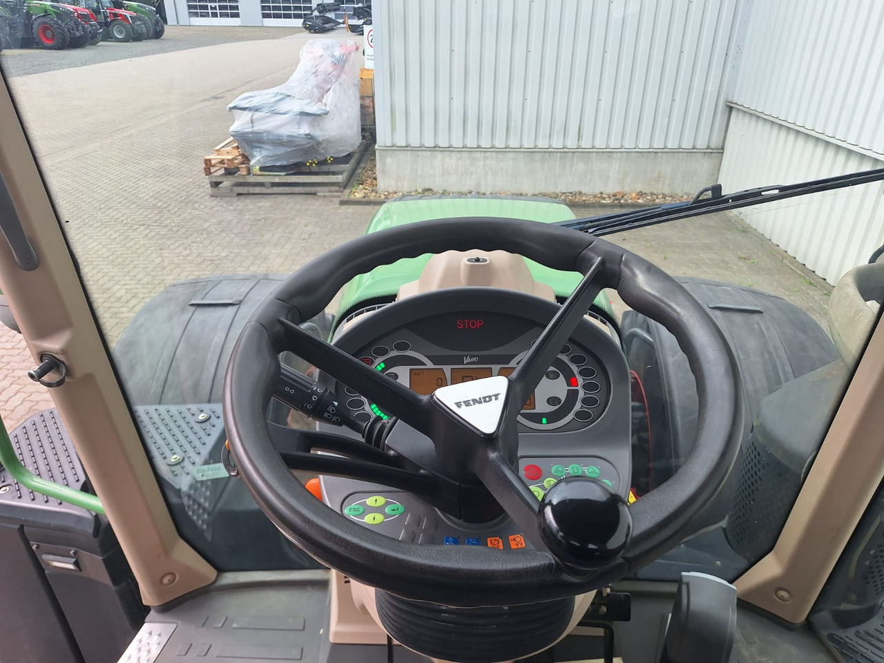 Fendt 720 Vario SCR Profi - Traktör: fotoğraf 3 Fendt 720 Vario SCR Profi - Traktör: fotoğraf 3