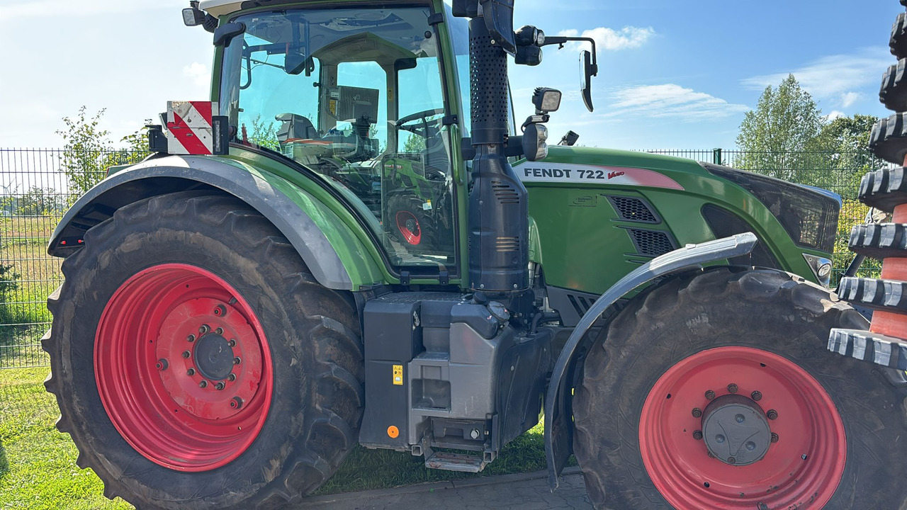 Fendt 722 Vario S4 ProfiPlus - Traktör: fotoğraf 4 Fendt 722 Vario S4 ProfiPlus - Traktör: fotoğraf 4