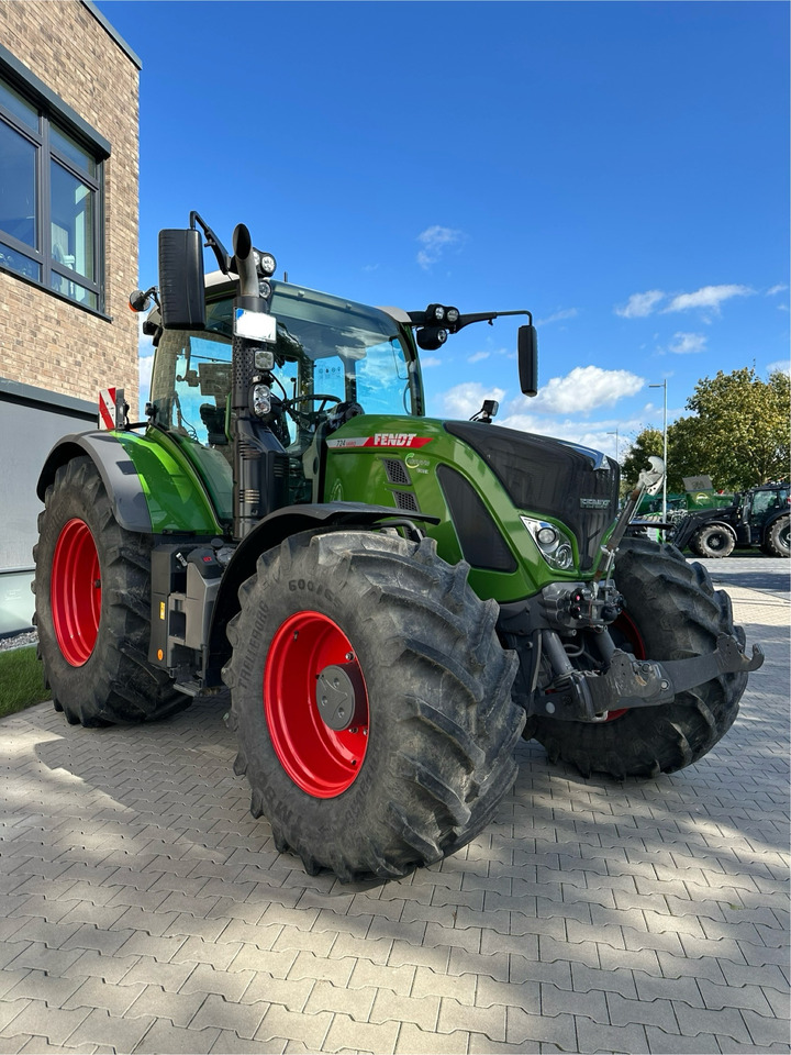 Fendt 724 Gen6 ProfiPlus - Traktör: fotoğraf 5 Fendt 724 Gen6 ProfiPlus - Traktör: fotoğraf 5