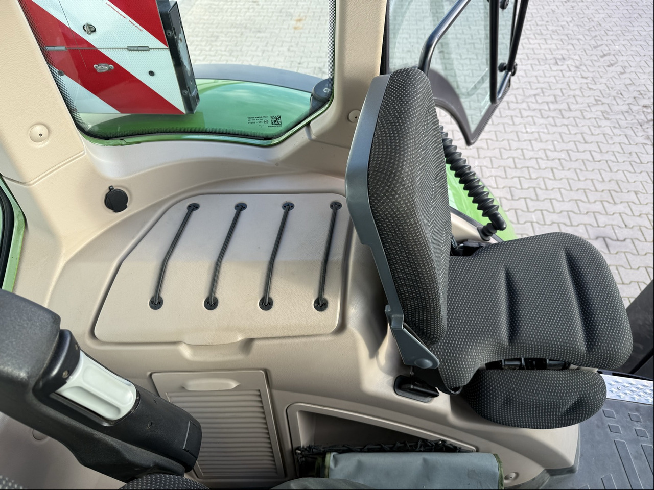 Fendt 724 Vario Gen6 ProfiPlus - Traktör: fotoğraf 5 Fendt 724 Vario Gen6 ProfiPlus - Traktör: fotoğraf 5