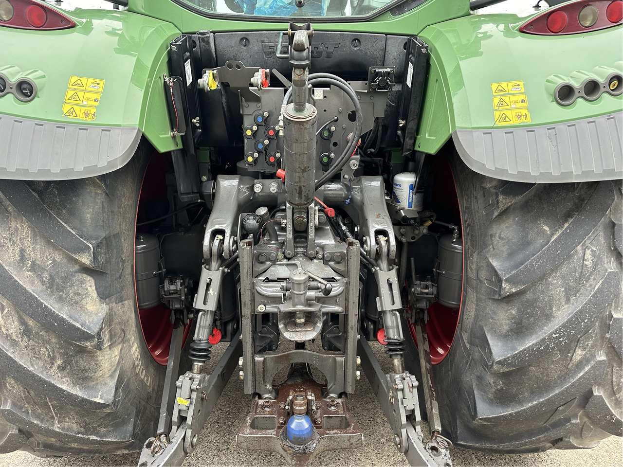 Fendt 724 Vario S4 Profi Plus - Traktör: fotoğraf 5 Fendt 724 Vario S4 Profi Plus - Traktör: fotoğraf 5