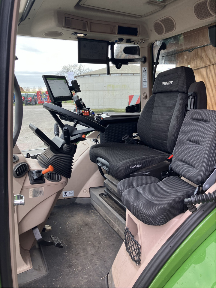 Fendt 728 Vario Gen7 - Traktör: fotoğraf 2 Fendt 728 Vario Gen7 - Traktör: fotoğraf 2