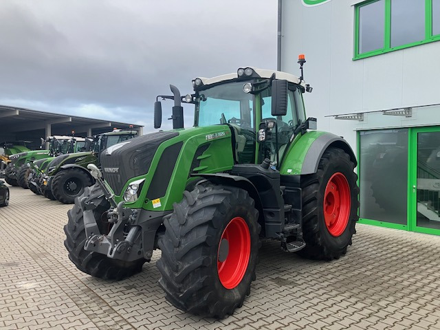 Fendt 826 Vario S4 Profi - Traktör: fotoğraf 1 Fendt 826 Vario S4 Profi - Traktör: fotoğraf 1