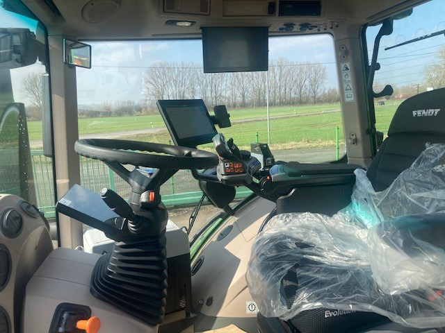 Fendt 936 Vario Gen7 Profi Setting2 - Traktör: fotoğraf 5 Fendt 936 Vario Gen7 Profi Setting2 - Traktör: fotoğraf 5