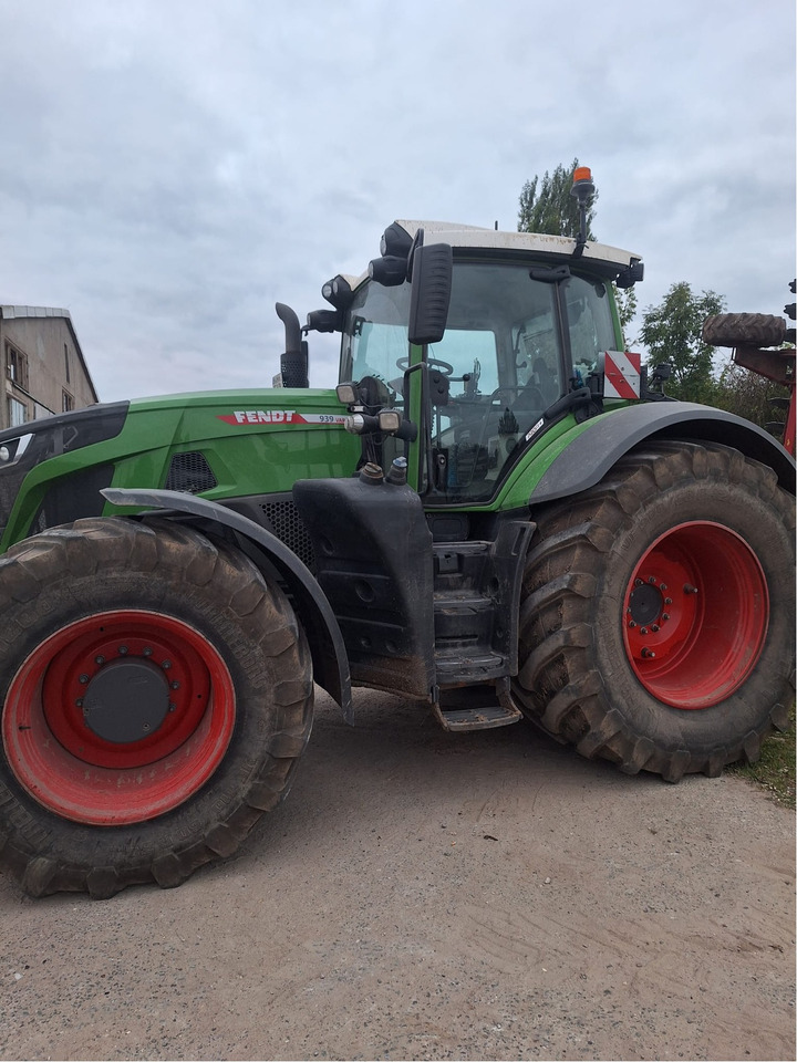 Fendt 939 Vario Gen7 ProfiPlus - Traktör: fotoğraf 2 Fendt 939 Vario Gen7 ProfiPlus - Traktör: fotoğraf 2