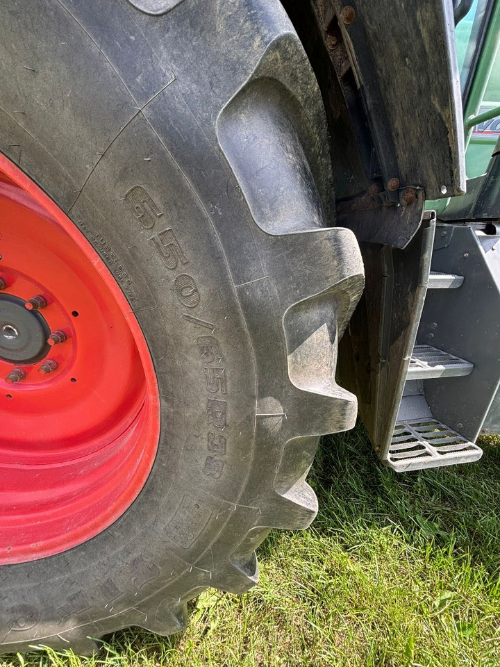 Fendt Favorit 712 Vario - Traktör: fotoğraf 4 Fendt Favorit 712 Vario - Traktör: fotoğraf 4