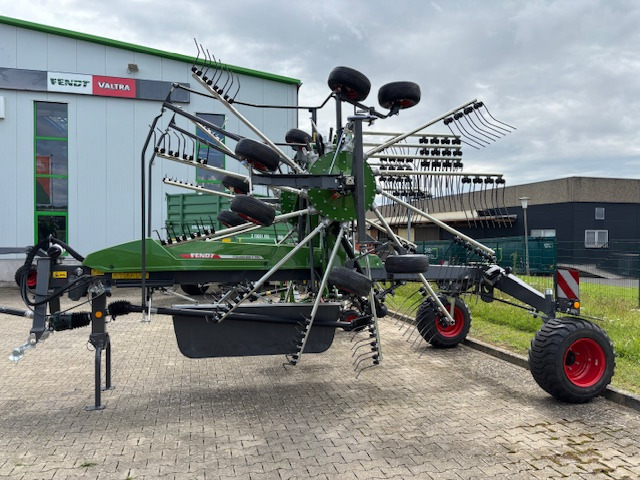 Fendt Former 860 C PRO - Ot toplama tırmığı: fotoğraf 1 Fendt Former 860 C PRO - Ot toplama tırmığı: fotoğraf 1