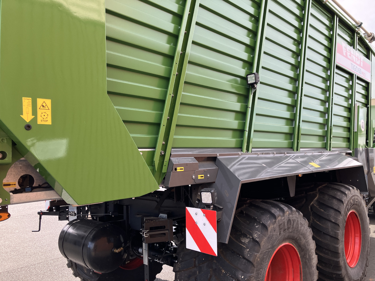 Fendt Tigo 60 PR -D - Silaj römorku: fotoğraf 5 Fendt Tigo 60 PR -D - Silaj römorku: fotoğraf 5