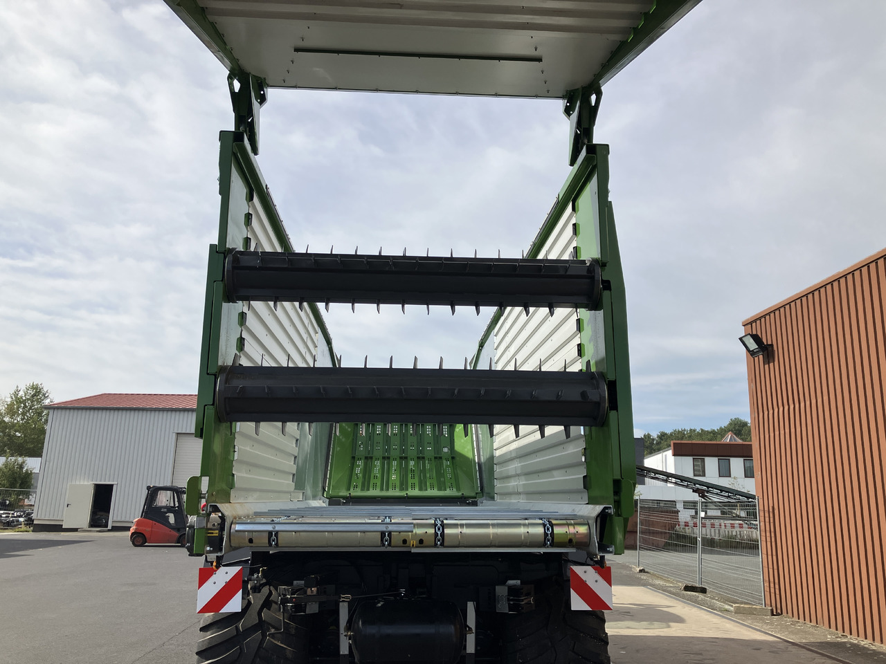 Fendt Tigo 60 PR -D - Silaj römorku: fotoğraf 4 Fendt Tigo 60 PR -D - Silaj römorku: fotoğraf 4