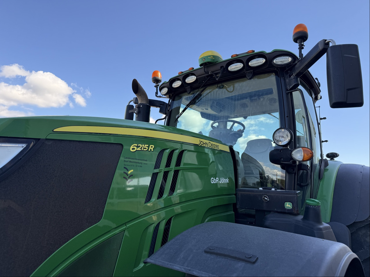 John Deere 6215R - Traktör: fotoğraf 2 John Deere 6215R - Traktör: fotoğraf 2
