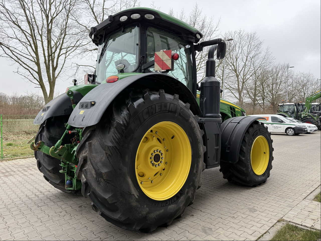 John Deere 8370 R - Traktör: fotoğraf 4 John Deere 8370 R - Traktör: fotoğraf 4