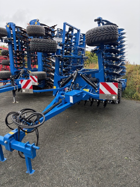 Köckerling Rebell Classic T 2.0 - Disk tırmığı: fotoğraf 1 Köckerling Rebell Classic T 2.0 - Disk tırmığı: fotoğraf 1