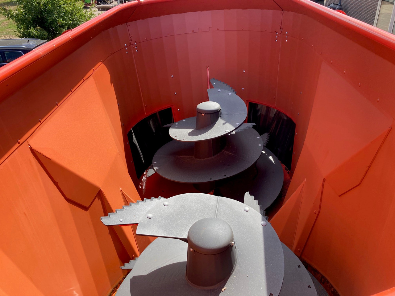 Kuhn Profile 70 18.2 DS - Yem mikseri: fotoğraf 5 Kuhn Profile 70 18.2 DS - Yem mikseri: fotoğraf 5