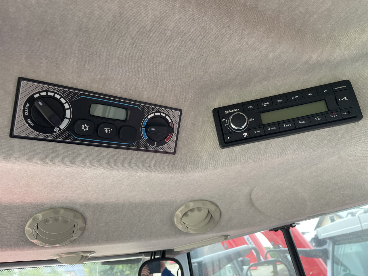 Massey Ferguson 6S.145 Dyna-VT EXCLUSIVE - Traktör: fotoğraf 5 Massey Ferguson 6S.145 Dyna-VT EXCLUSIVE - Traktör: fotoğraf 5