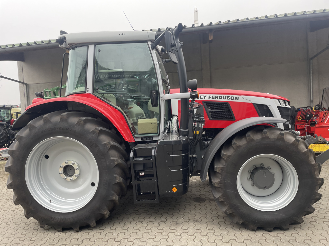 Massey Ferguson 7S.210 Dyna-VT EXCLUS - Traktör: fotoğraf 1 Massey Ferguson 7S.210 Dyna-VT EXCLUS - Traktör: fotoğraf 1