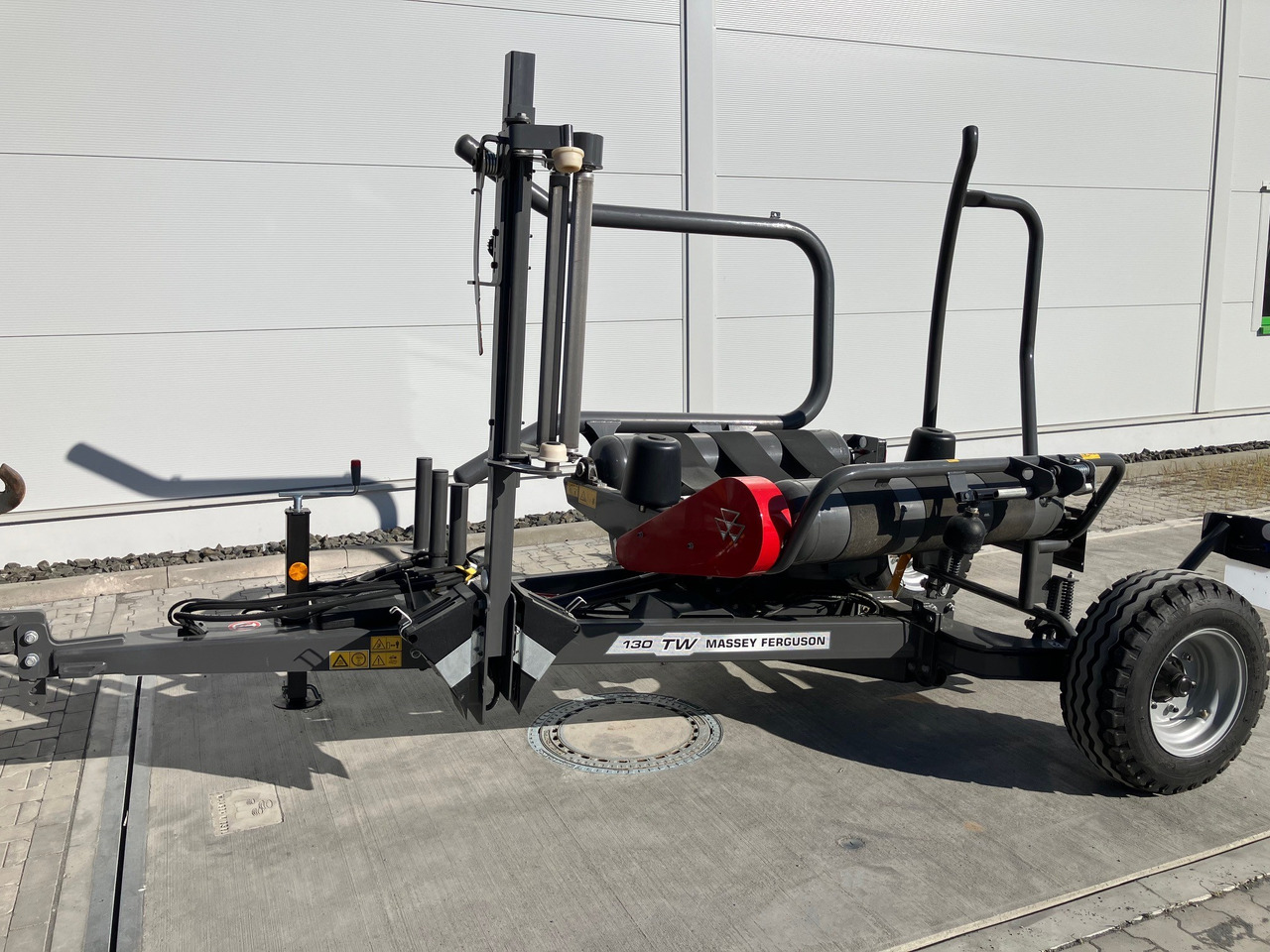 Massey Ferguson TW 130 - Saman makinesi: fotoğraf 1 Massey Ferguson TW 130 - Saman makinesi: fotoğraf 1