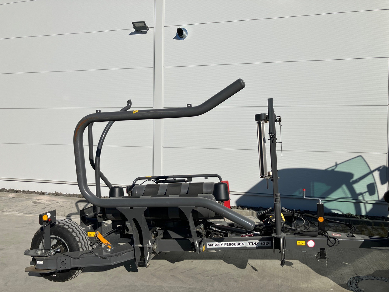 Massey Ferguson TW 130 - Saman makinesi: fotoğraf 4 Massey Ferguson TW 130 - Saman makinesi: fotoğraf 4