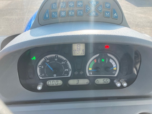 New Holland T6.155 AutoCommand - Traktör: fotoğraf 2 New Holland T6.155 AutoCommand - Traktör: fotoğraf 2