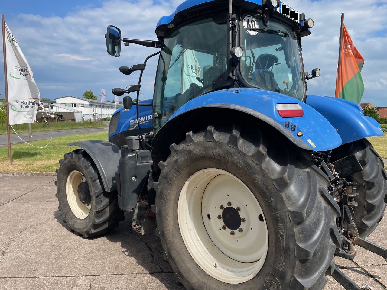 New Holland T7.210 Autocommand - Traktör: fotoğraf 4 New Holland T7.210 Autocommand - Traktör: fotoğraf 4