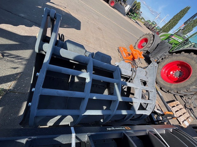 Schäffer Silage-Greifschaufel 1,80m - Hayvancılık ekipmanları: fotoğraf 1 Schäffer Silage-Greifschaufel 1,80m - Hayvancılık ekipmanları: fotoğraf 1