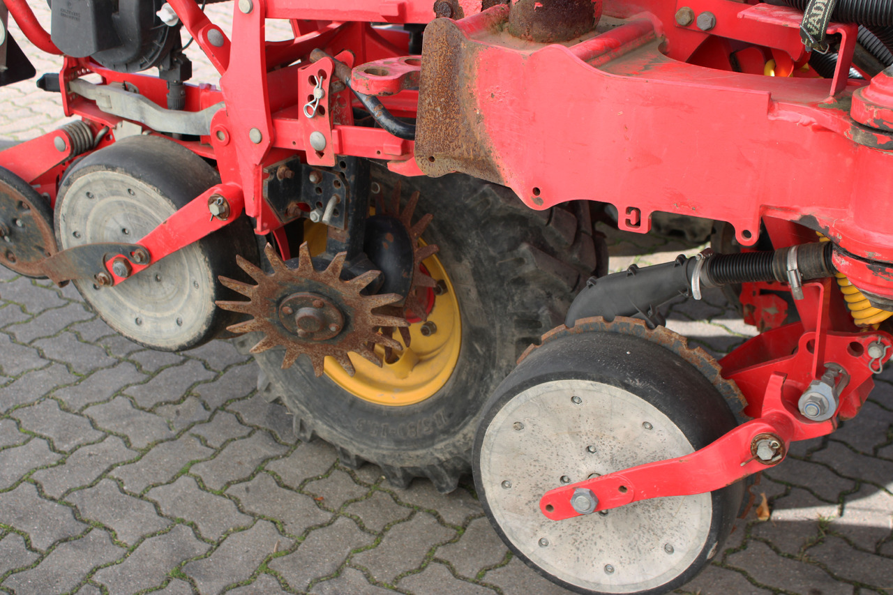 Väderstad Drillmaschine Tempo TPF8 - Ekim makinesi: fotoğraf 4 Väderstad Drillmaschine Tempo TPF8 - Ekim makinesi: fotoğraf 4