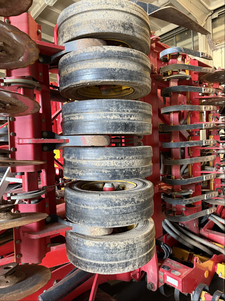 Väderstad Rapid A600S - Ekim makinesi: fotoğraf 4 Väderstad Rapid A600S - Ekim makinesi: fotoğraf 4