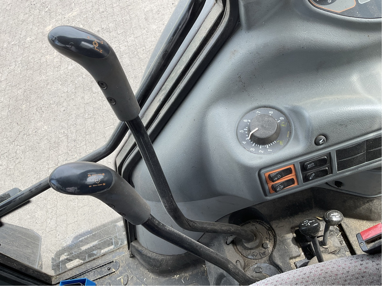 Valtra A 93 - Traktör: fotoğraf 4 Valtra A 93 - Traktör: fotoğraf 4