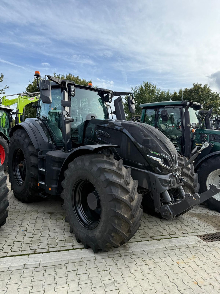 Valtra Q 285 Rückfahrienrichtung - Traktör: fotoğraf 4 Valtra Q 285 Rückfahrienrichtung - Traktör: fotoğraf 4