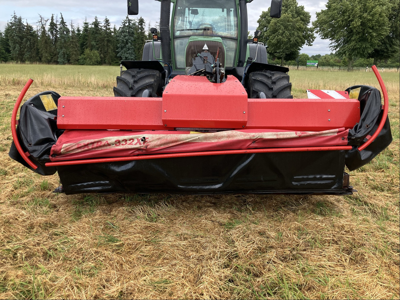 Vicon Extra 332 XF Frontmähwerk - Çayır biçme makinesi: fotoğraf 1 Vicon Extra 332 XF Frontmähwerk - Çayır biçme makinesi: fotoğraf 1