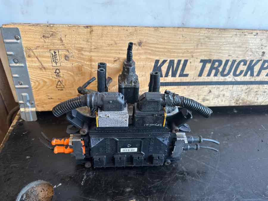 MERCEDES BRAKE VALVE A0004294224 - Fren valfi - Otobüs: fotoğraf 2 MERCEDES BRAKE VALVE A0004294224 - Fren valfi - Otobüs: fotoğraf 2