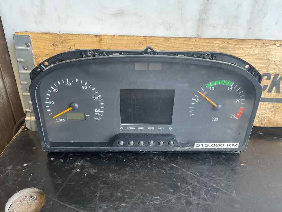 MERCEDES CLUSTER INSTRUMENT A0054466921 - Gösterge panosu - Otobüs: fotoğraf 1 MERCEDES CLUSTER INSTRUMENT A0054466921 - Gösterge panosu - Otobüs: fotoğraf 1
