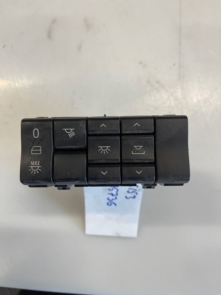 SCANIA CONTRTOL PANEL 2595736 - Gösterge panosu - Kamyon: fotoğraf 1 SCANIA CONTRTOL PANEL 2595736 - Gösterge panosu - Kamyon: fotoğraf 1