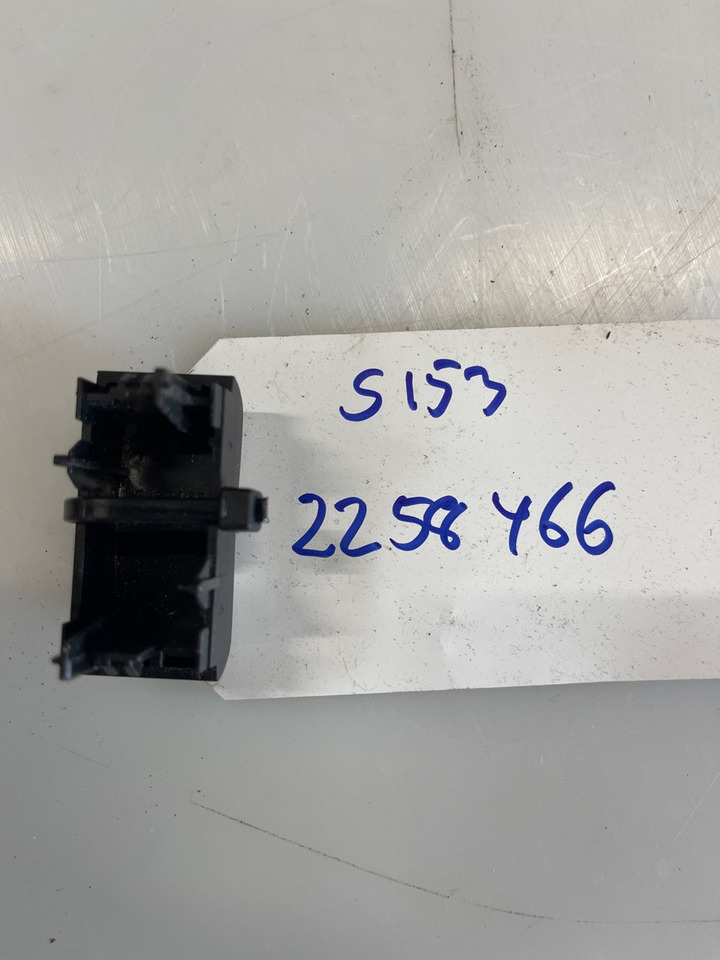 SCANIA DASBOARD COVER 2258466 - Gösterge panosu - Kamyon: fotoğraf 1 SCANIA DASBOARD COVER 2258466 - Gösterge panosu - Kamyon: fotoğraf 1