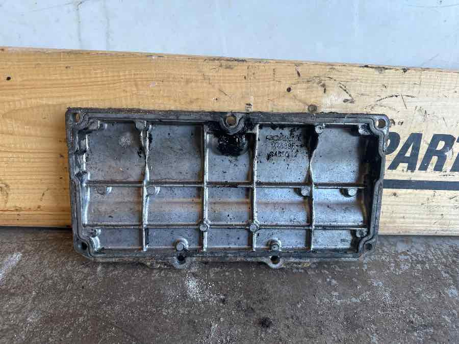 SCANIA ENGINE COVER 1446896 - Motor ve yedek parça - Kamyon: fotoğraf 2 SCANIA ENGINE COVER 1446896 - Motor ve yedek parça - Kamyon: fotoğraf 2