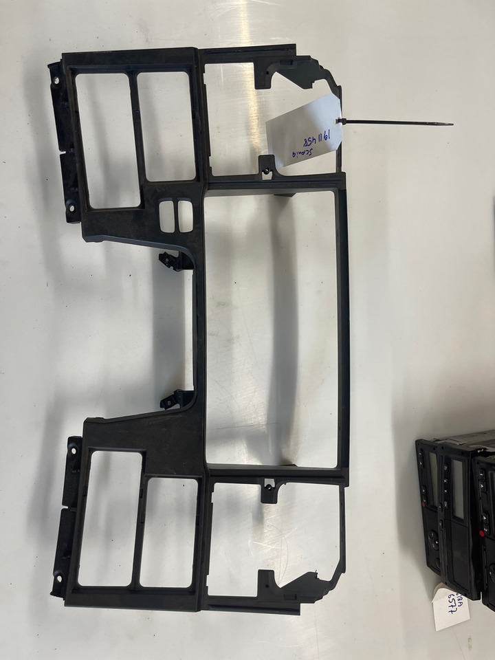 SCANIA PANEL 1911458 - Gösterge panosu - Kamyon: fotoğraf 1 SCANIA PANEL 1911458 - Gösterge panosu - Kamyon: fotoğraf 1